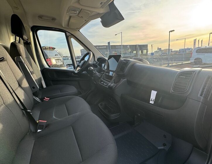 Toyota Proace Max Skříň 2,2 l 106 kw