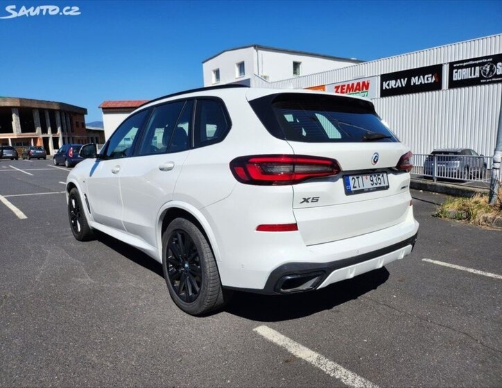 BMW X5 SUV 0,0 0