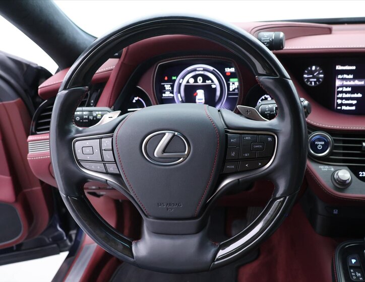 Lexus LS 500h Sedan / Limuzína 3,5 l 220 kw