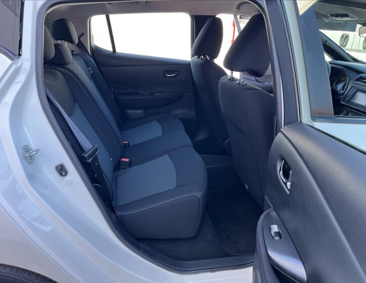 Nissan Leaf Sedan 0,0 110 kw