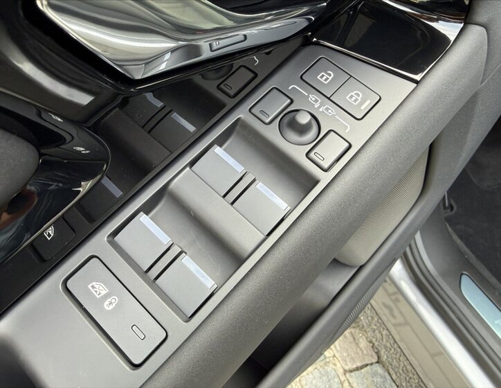 Land Rover Range Rover Evoque Ostatní 2,0 l 121 kw