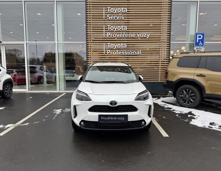 Toyota Yaris Cross SUV 1,5 l 68 kw