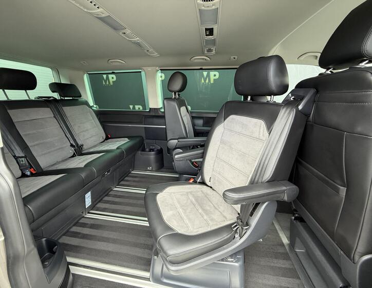 Volkswagen Multivan 17