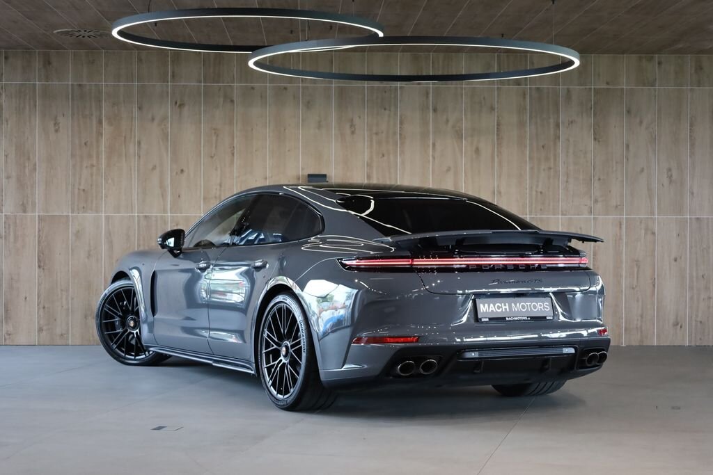 Porsche Panamera Sedan / Limuzína 4,0 l 368 kw