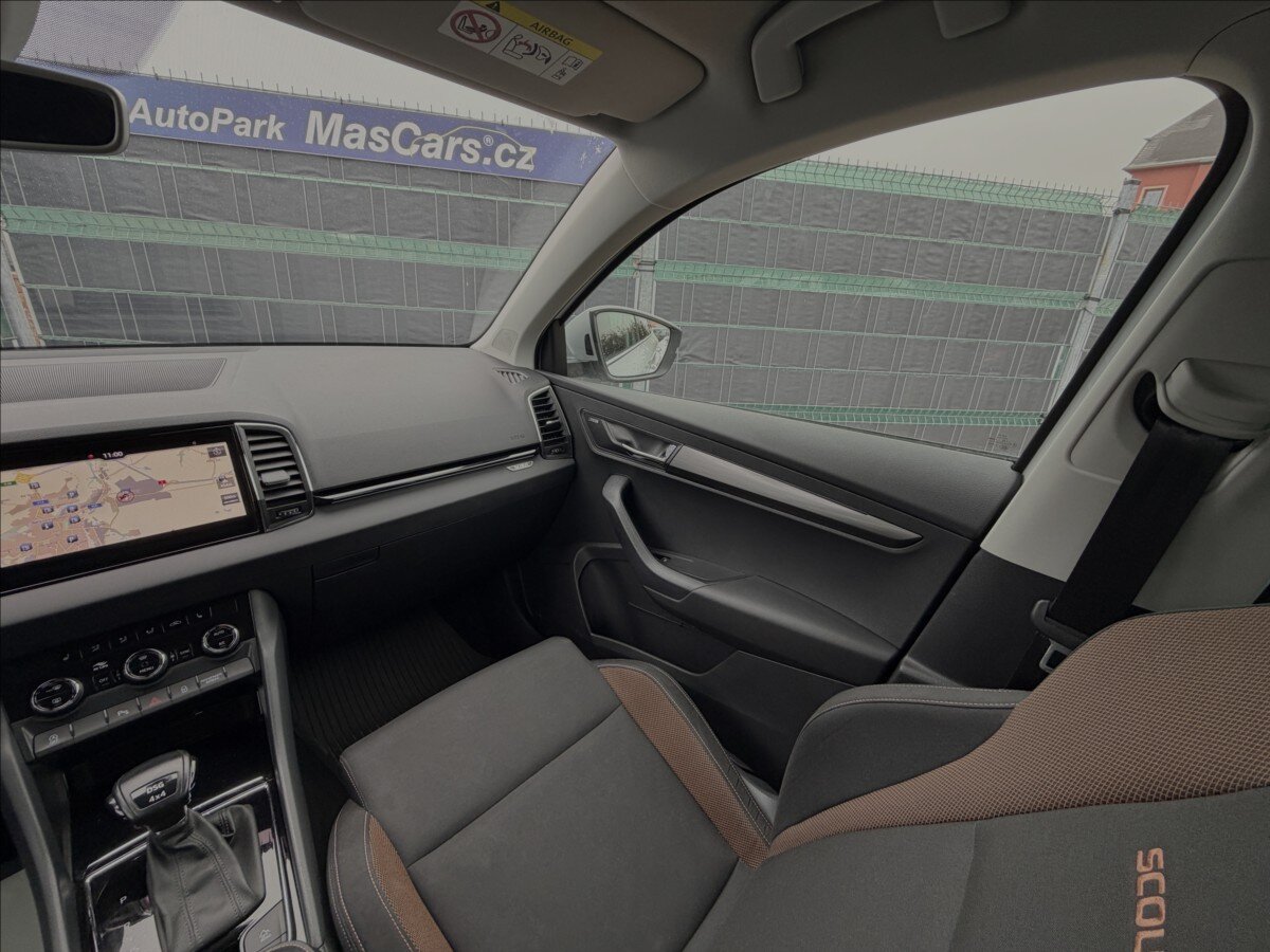 Škoda Karoq SUV / Terénní 2,0 l 140 kw