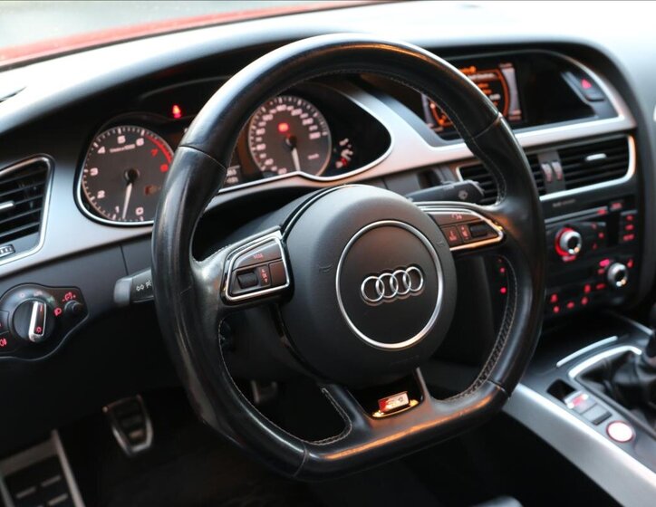 Audi S4 Sedan 3,0 l 245 kw