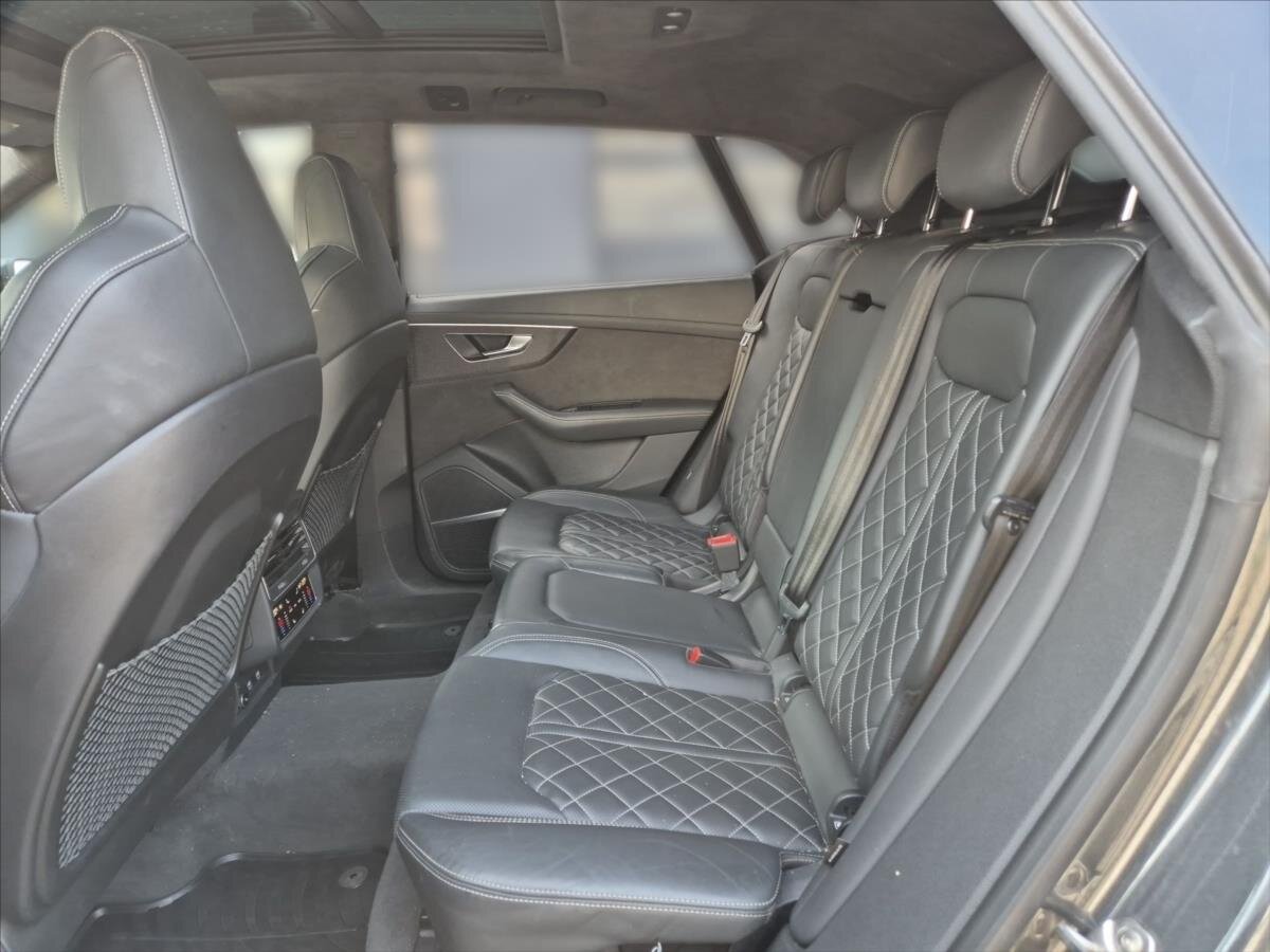 Audi SQ8 SUV / Terénní 4,0 l 320 kw