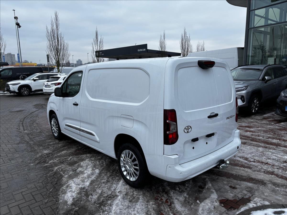 Toyota ProAce Skříň 1,5 l 96 kw