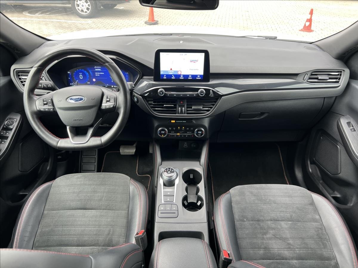 Ford Kuga SUV / Terénní 2,0 l 140 kw