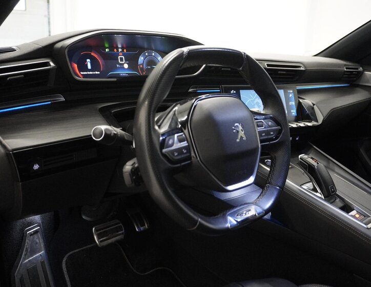 Peugeot 508 Liftback 1,6 l 165 kw