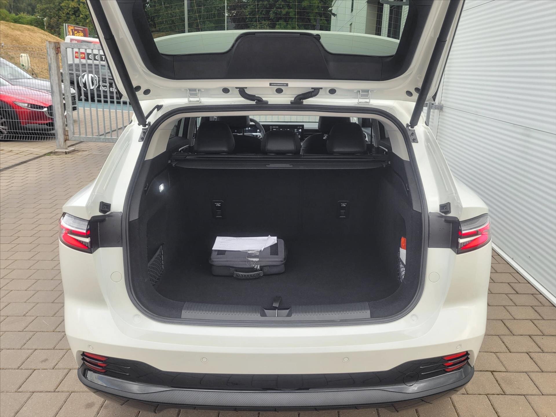 MG HS SUV / Terénní 1,5 l 200 kw