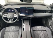 Volkswagen Passat Kombi 1,5 l 200 kw