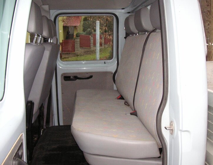 Volkswagen Transporter Valník 2,5 l 96 kw