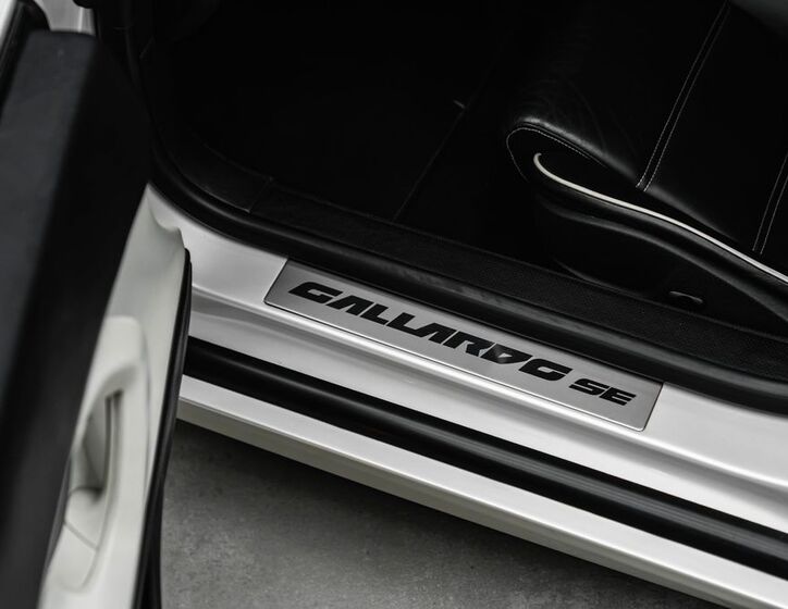 Lamborghini Gallardo 13