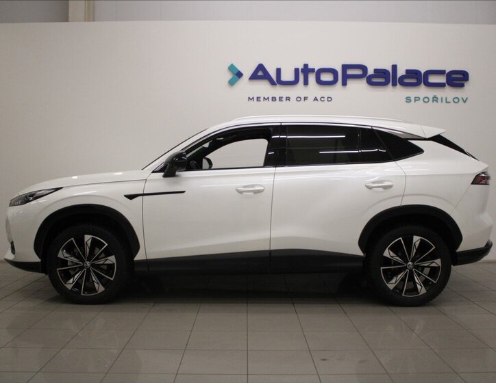 MG HS SUV 1,5 l 125 kw