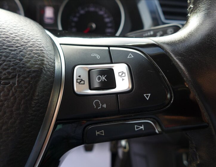 Volkswagen Tiguan SUV / Terénní 2,0 l 110 kw