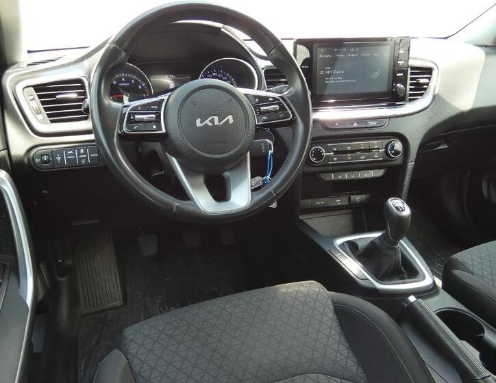 KIA Ceed 5