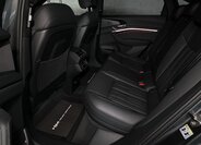 Audi e-tron SUV / Terénní 0,0 300 kw