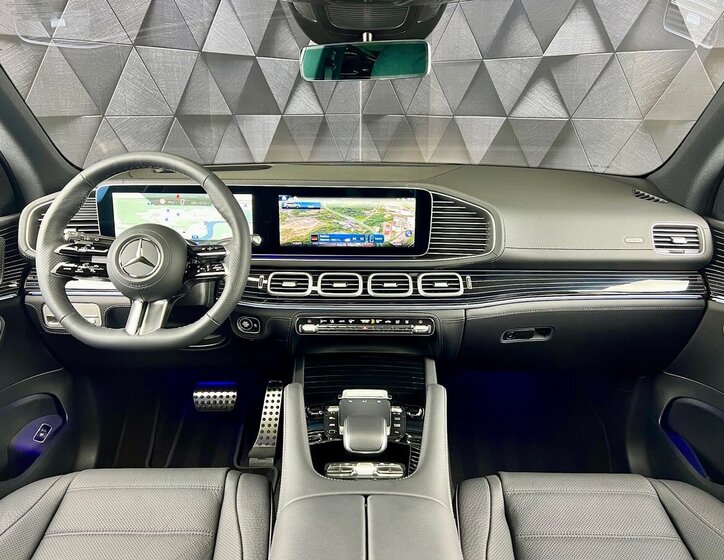 Mercedes-Benz GLS SUV / Terénní 3,0 l 280 kw