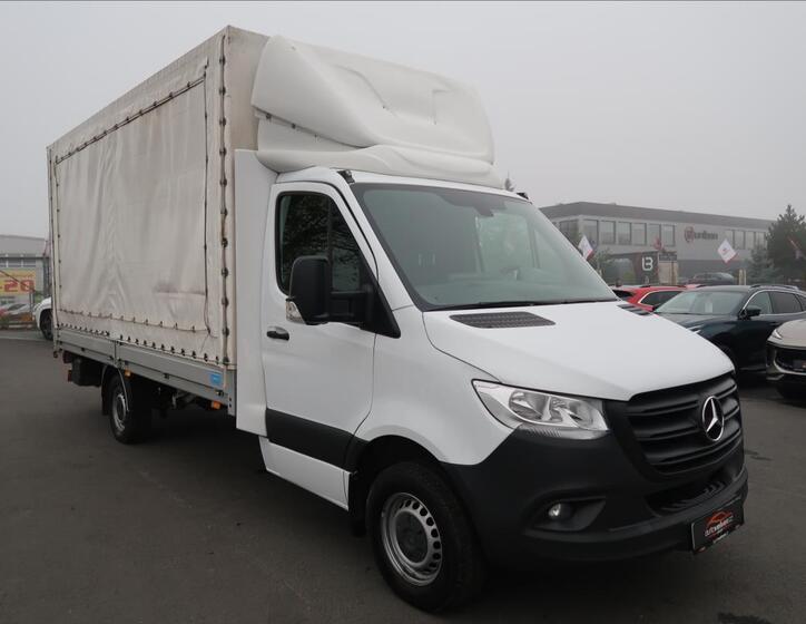 Mercedes-Benz Sprinter 2