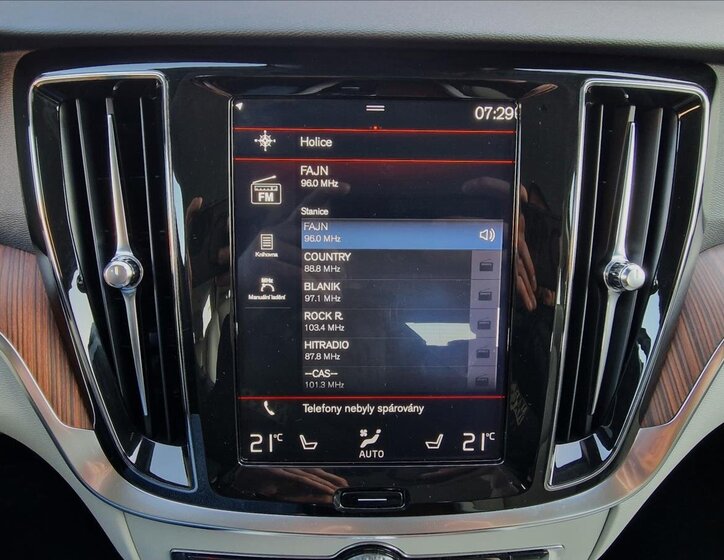 Volvo V60 Kombi 2,0 l 140 kw