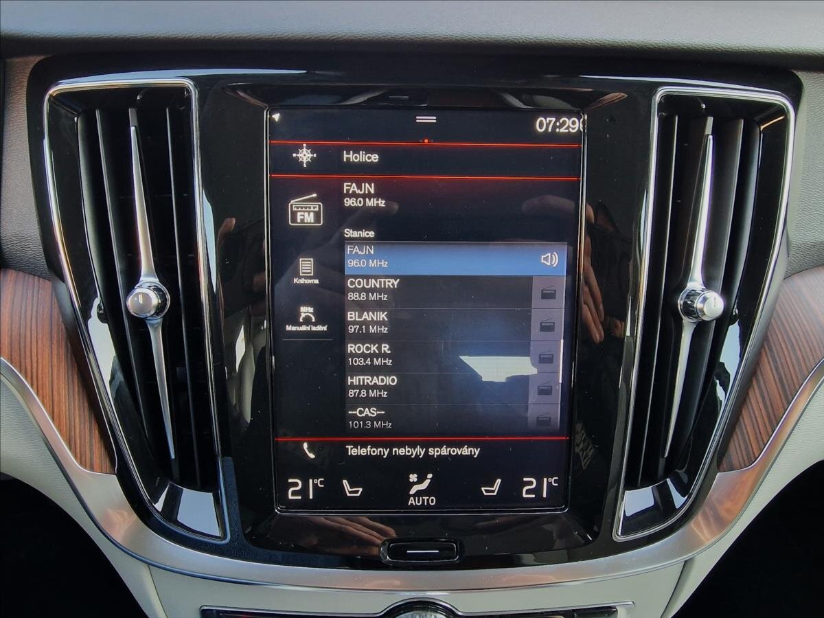 Volvo V60 Kombi 2,0 l 140 kw