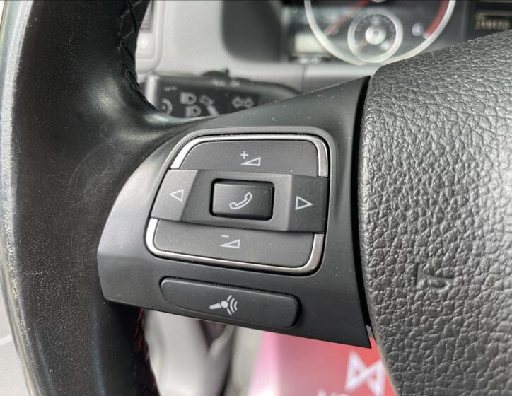 Volkswagen Touran 25