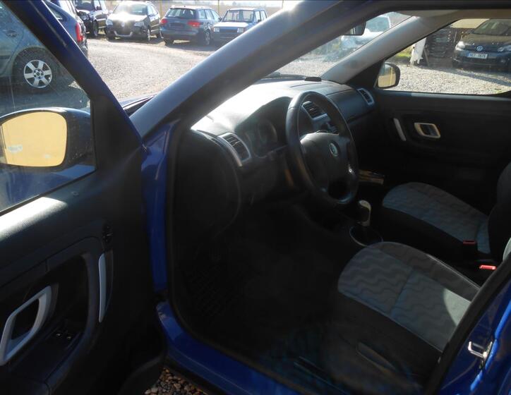 Škoda Roomster 11