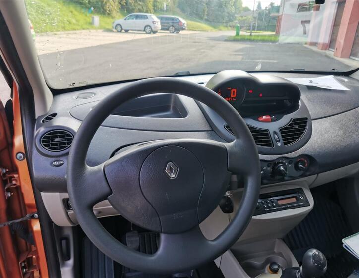 Renault Twingo 10