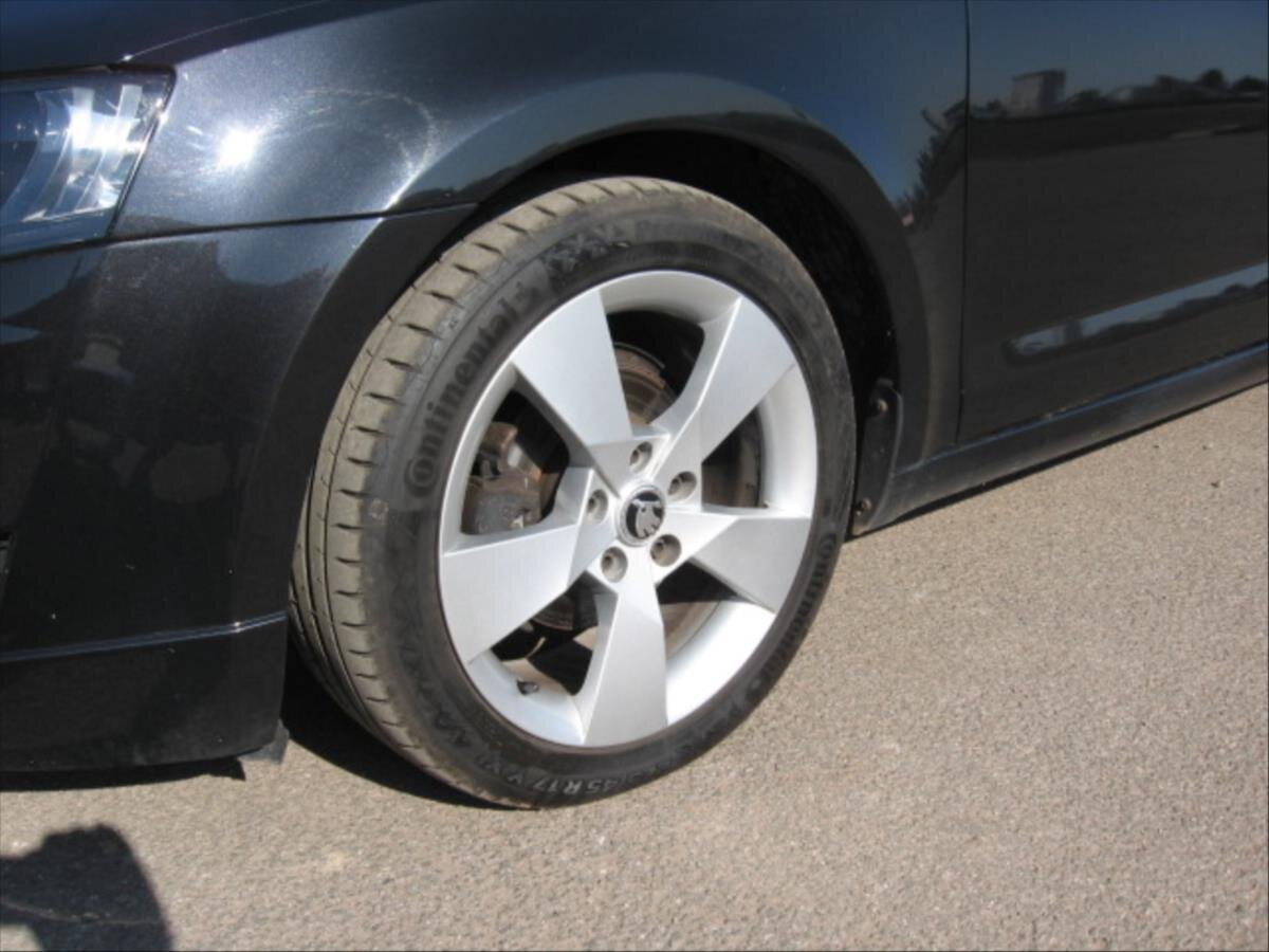 Škoda Octavia Kombi 1,6 l 77 kw