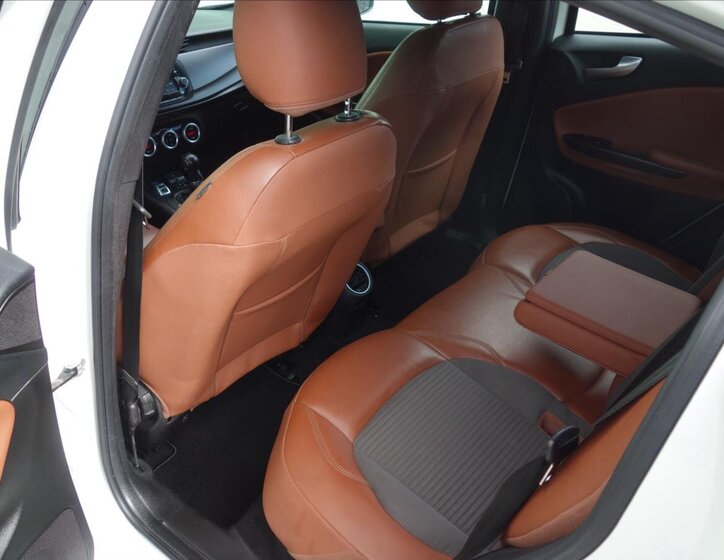 Alfa Romeo Giulietta Hatchback 2,0 l 128 kw