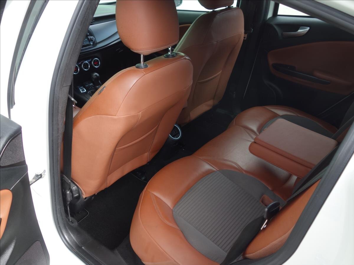 Alfa Romeo Giulietta Hatchback 2,0 l 128 kw