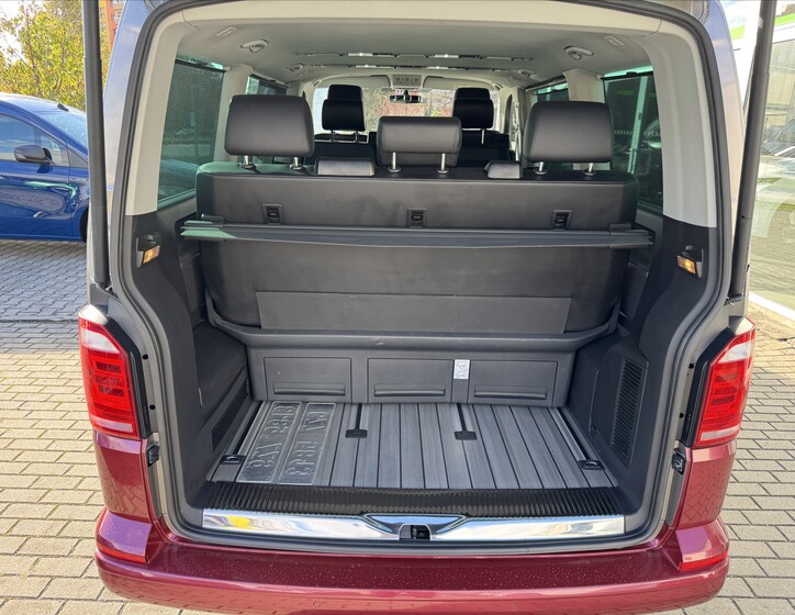 Volkswagen Multivan 15