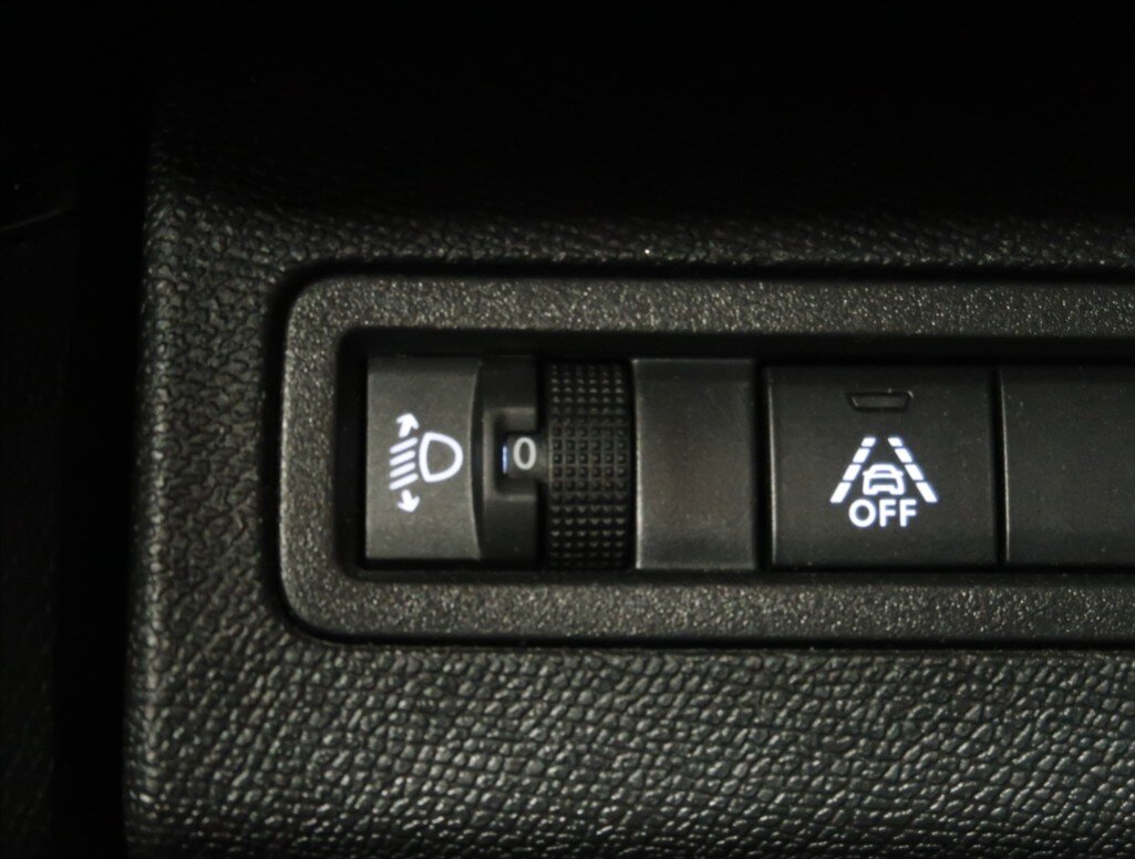 Peugeot 5008 MPV 1,5 l 96 kw