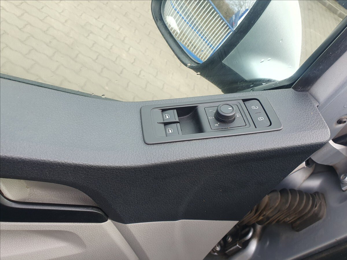 Volkswagen Transporter Kombi 2,0 l 110 kw