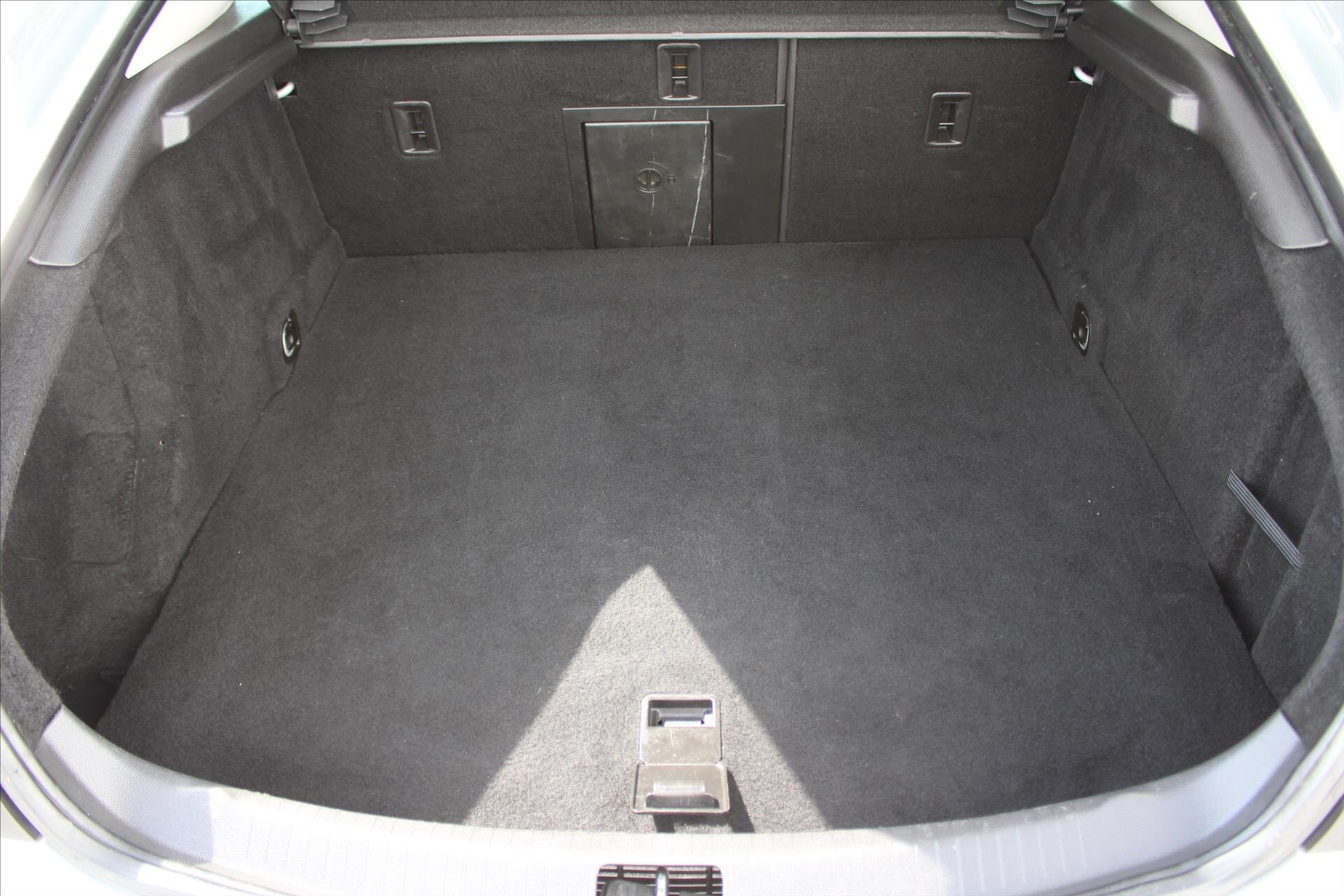 Opel Insignia Liftback 2,0 l 125 kw