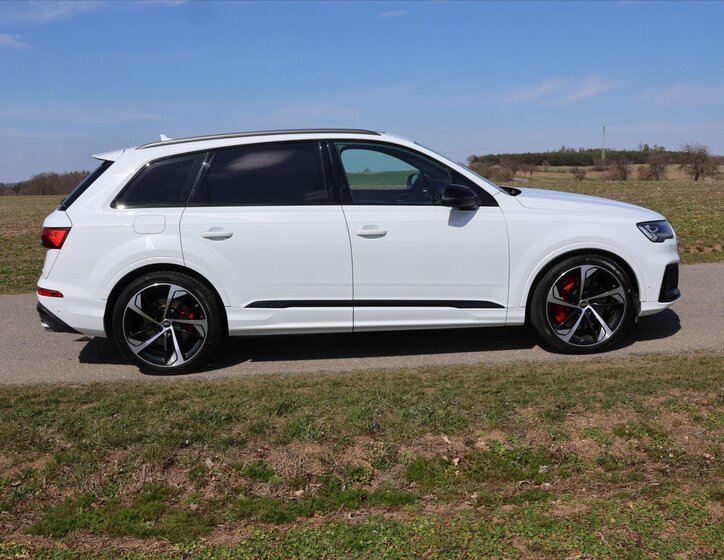Audi SQ7 SUV / Terénní 4,0 l 373 kw
