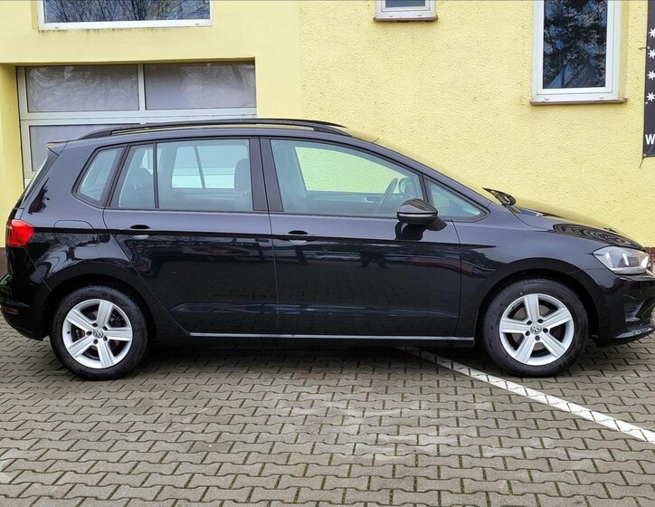 Volkswagen Golf Sportsvan MPV 1,2 l 81 kw
