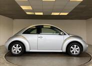 Volkswagen New Beetle 8