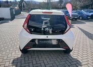 Toyota Aygo Hatchback 998,0 53 kw