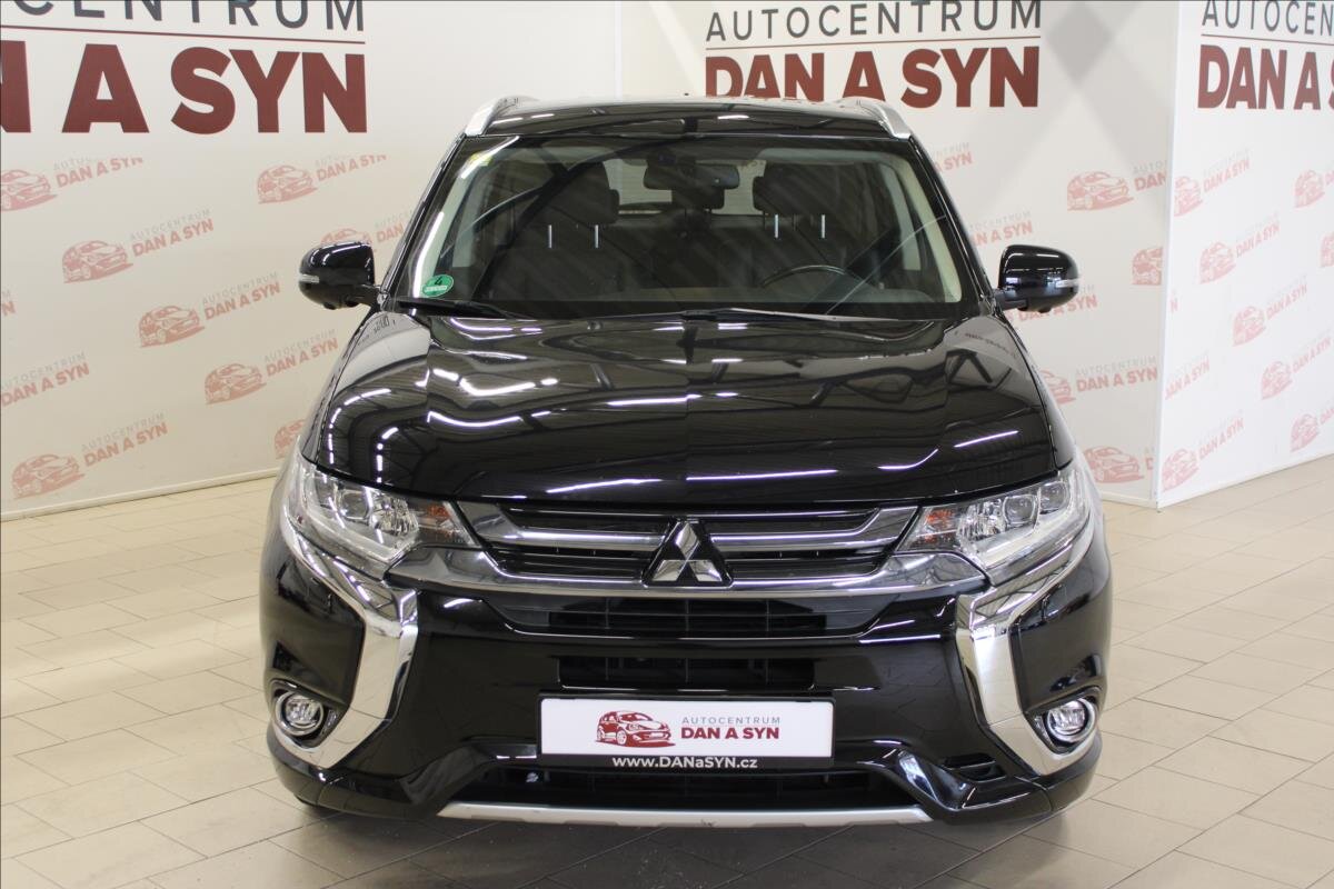 Mitsubishi Outlander SUV / Terénní 2,0 l 89 kw