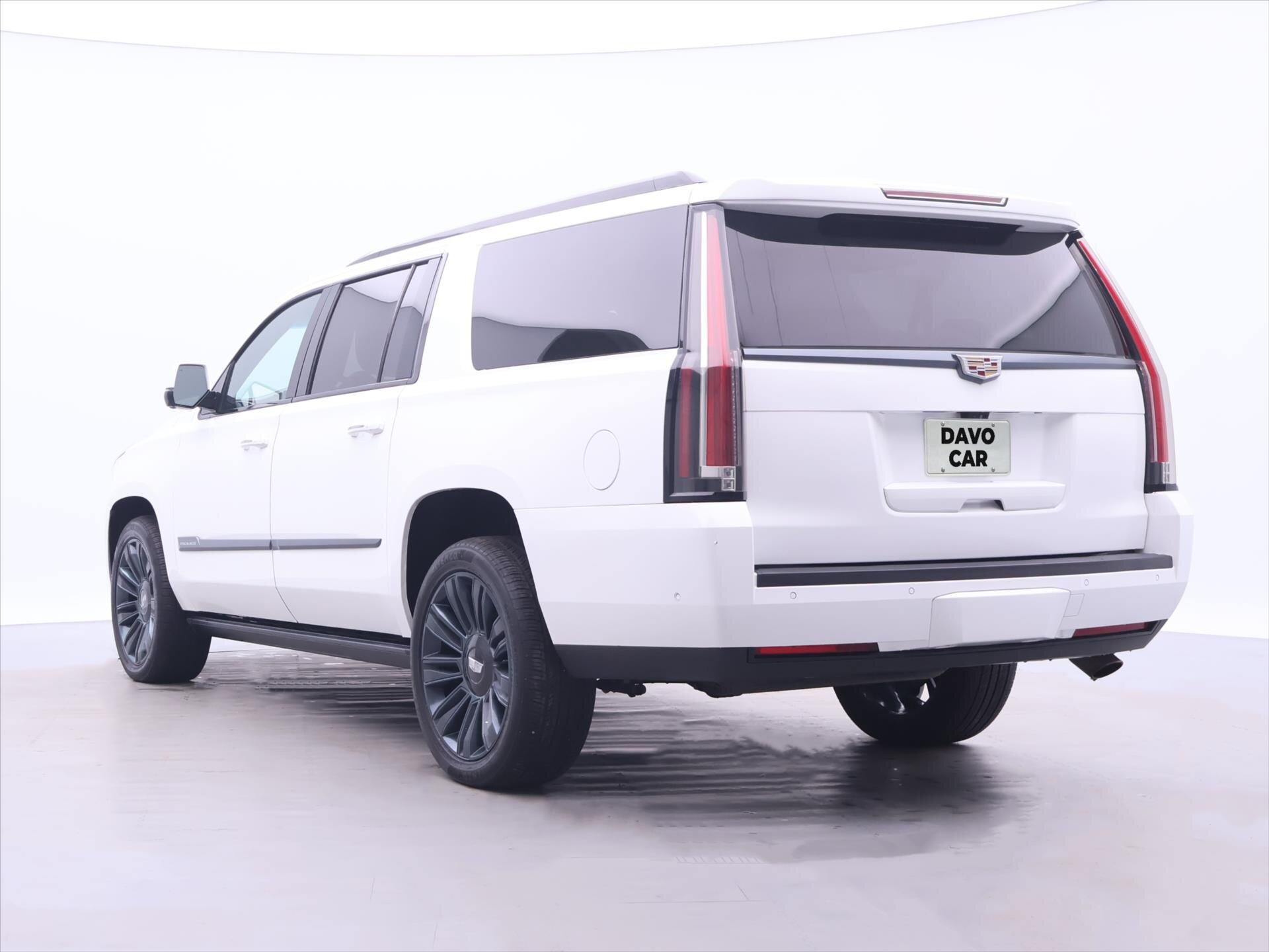 Cadillac Escalade SUV / Terénní 6,2 l 313 kw