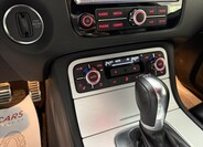 Volkswagen Touareg 12