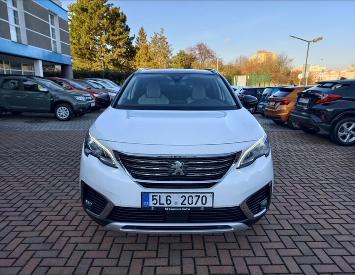 Peugeot 5008 MPV 1,6 l 88 kw