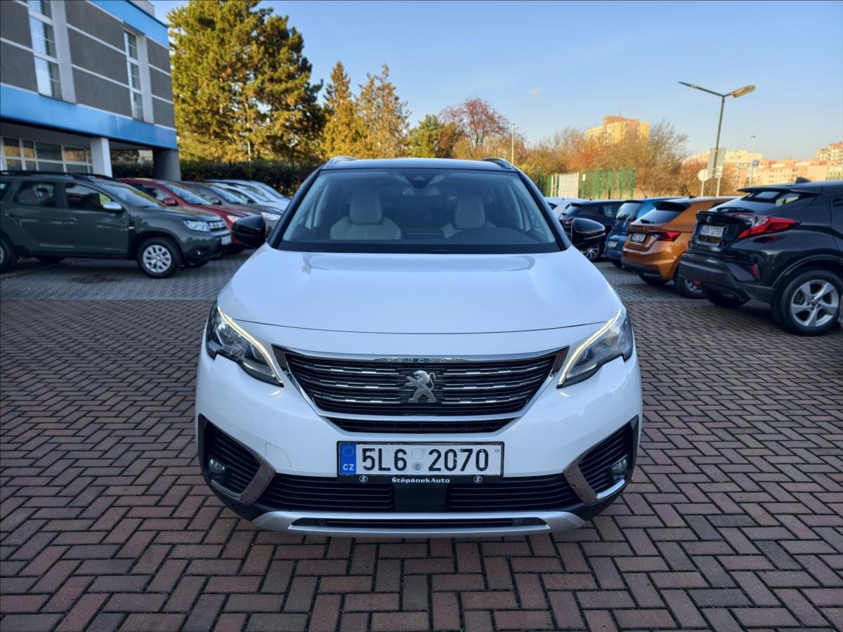 Peugeot 5008 MPV 1,6 l 88 kw