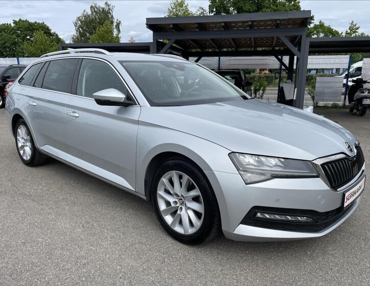 Škoda Superb Kombi 2,0 l 110 kw