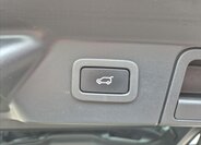 Land Rover Range Rover Velar SUV 2,0 l 150 kw