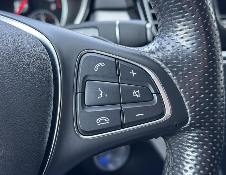 Mercedes-Benz GLE SUV / Terénní 3,0 l 190 kw