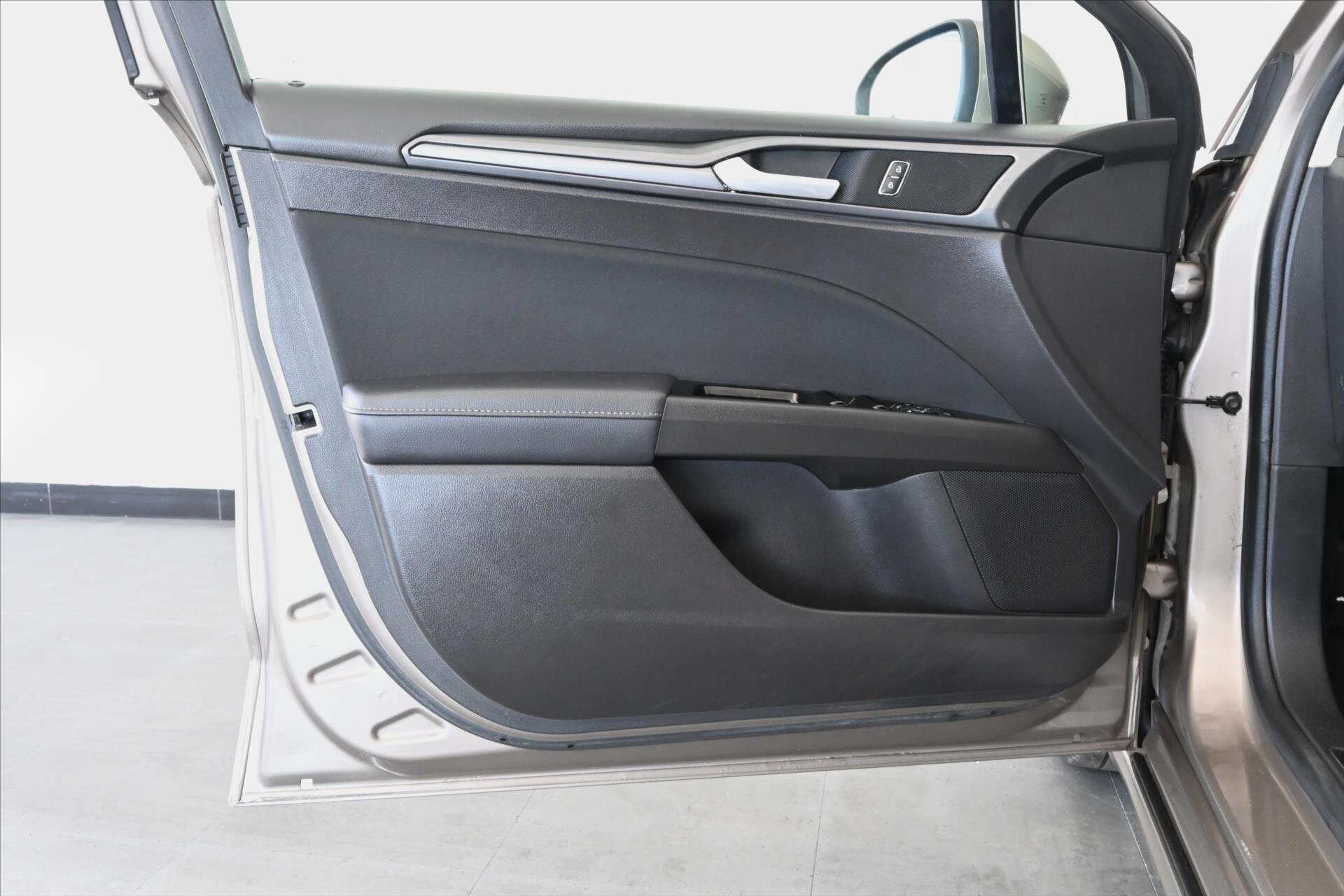 Ford Mondeo Kombi 2,0 l 110 kw