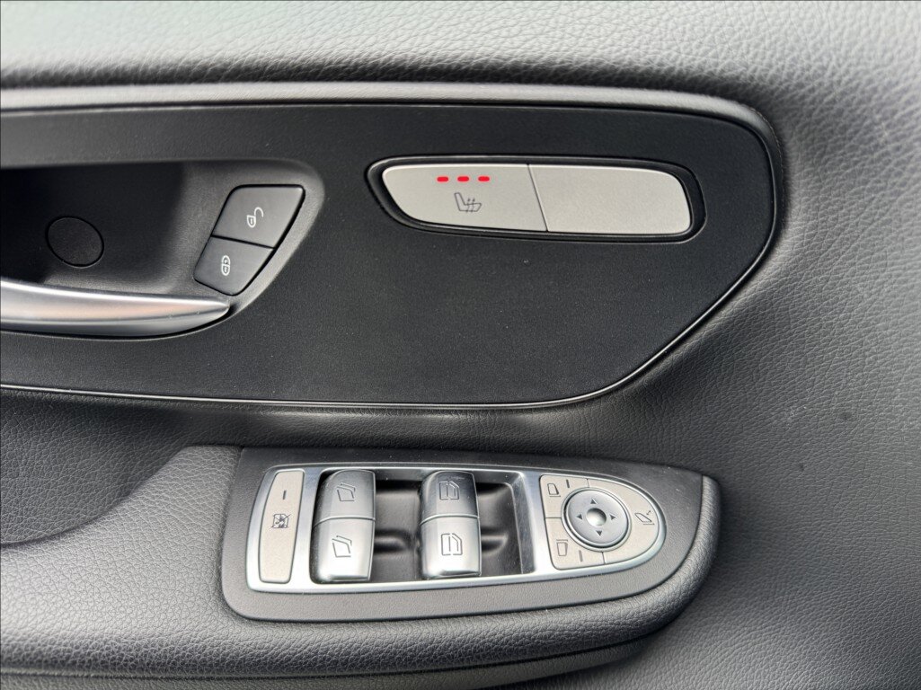 Mercedes-Benz Třídy V Kombi 2,1 l 120 kw